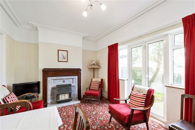 12 St. Albans Park, Sandymount, Dublin 4