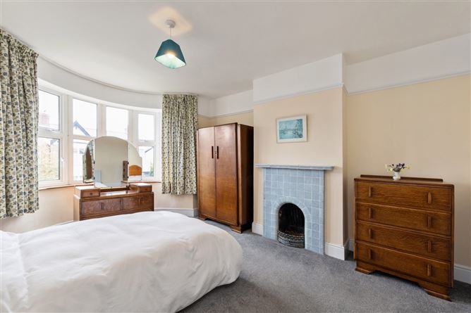 12 St. Albans Park, Sandymount, Dublin 4