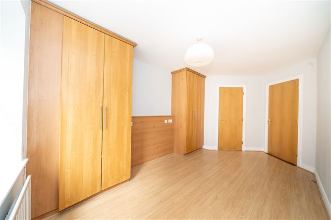 29 The Holly, Dundrum, Dublin 16