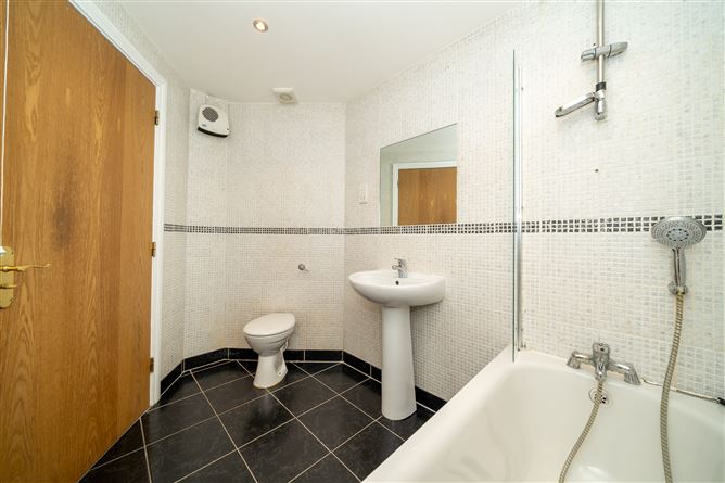 29 The Holly, Dundrum, Dublin 16
