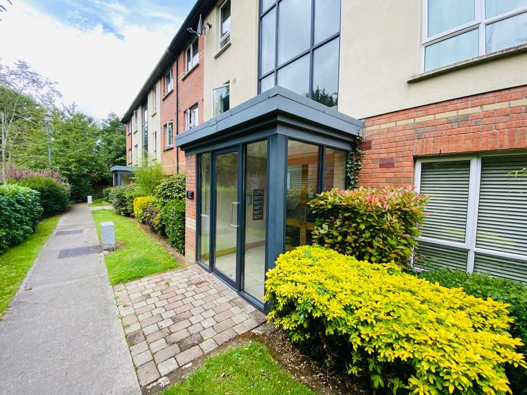 Apt 8 Ridgewood Grove Dublin County Dublin Brant Higgins Estate 