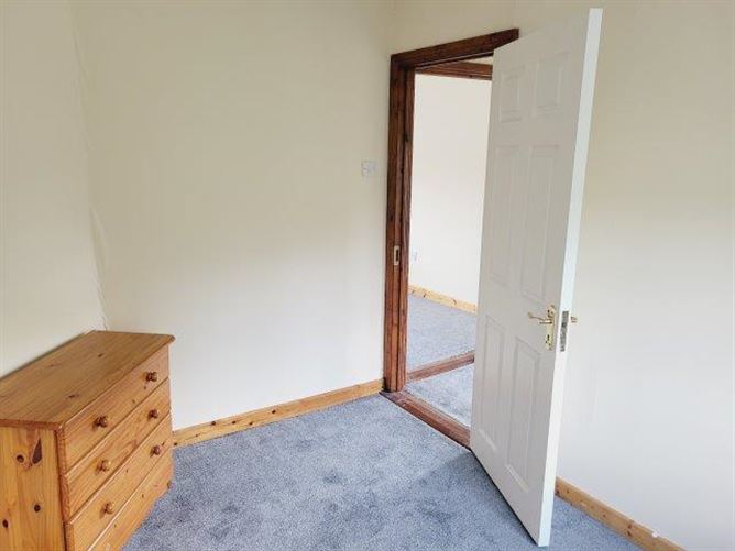 34 Mc Dermott Terrace, Manorhamilton, Leitrim