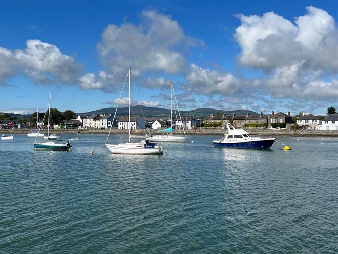 10 Castle Street, Dungarvan, Waterford