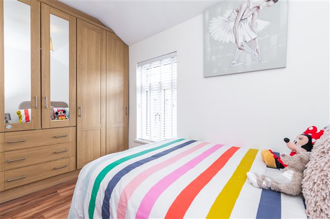 9 Island Villas, Grand Canal Street, Grand Canal Dk, Dublin 2