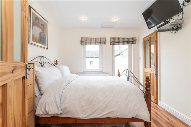 9 Island Villas, Grand Canal Street, Grand Canal Dk, Dublin 2