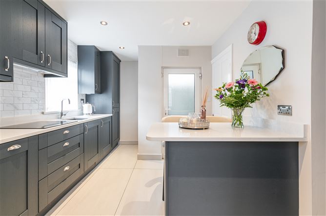 9 Island Villas, Grand Canal Street, Grand Canal Dk, Dublin 2