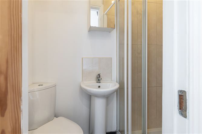 9 Island Villas, Grand Canal Street, Grand Canal Dk, Dublin 2