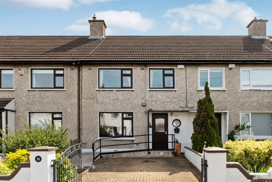 74 Whitebarn Road, Churchtown, Dublin 14