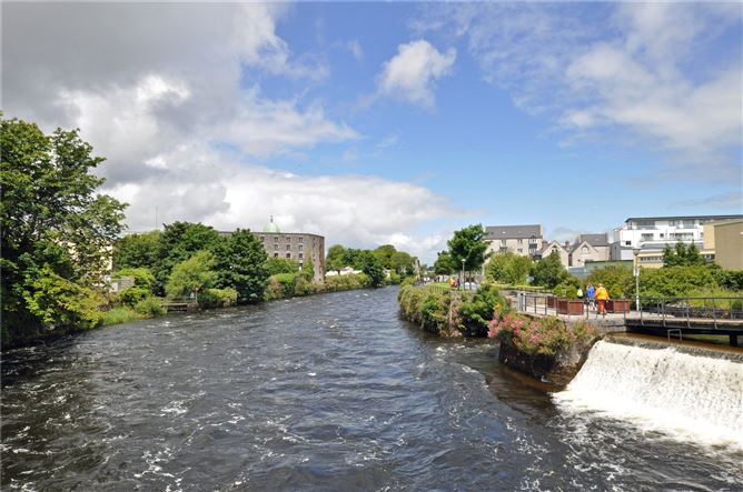 16 The Waterfront, Bridge Street, Galway