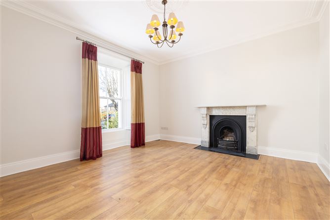 https://photos-a.propertyimages.ie/media/6/6/3/4925366/8bc758ce-2f43-4aa7-ad84-d062ac1f24ac_l.jpg