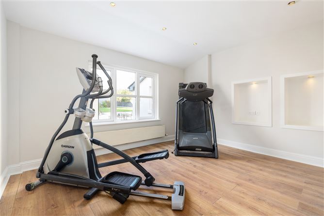 https://photos-a.propertyimages.ie/media/6/6/3/4925366/8bc758ce-2f43-4aa7-ad84-d062ac1f24ac_l.jpg
