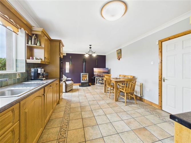 34 Jardin Drive, Loughrea, County Galway