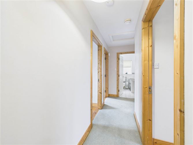 34 Jardin Drive, Loughrea, County Galway