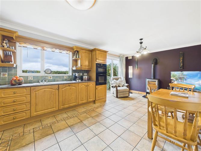 34 Jardin Drive, Loughrea, County Galway