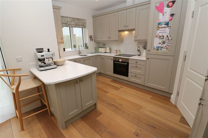 7 Hale Court, Ardee, Louth