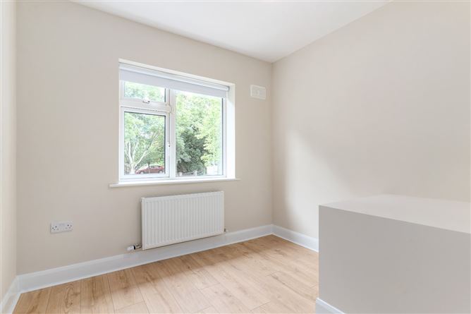 Photo 11 of 15 — 2 Marley Lawn, Rathfarnham, Dublin 16