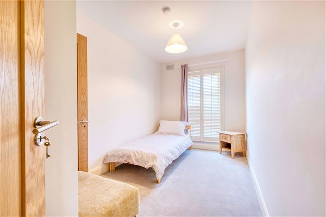 14 Stocking Well Close., Rathfarnham, Dublin 16