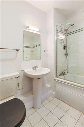 Apt 3 Berry House, IFSC, Dublin 1