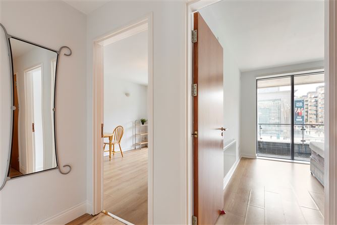 Apt 3 Berry House, IFSC, Dublin 1
