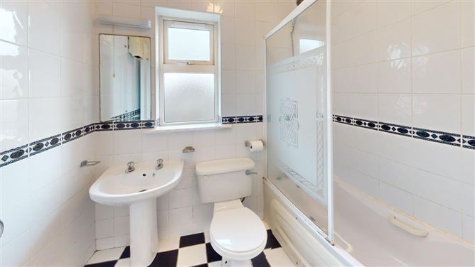 19 An Luasan, Ballybrit, Galway City, Co. Galway