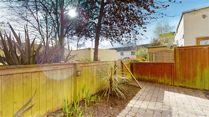 67 Hampton Wood Park , Finglas, Dublin 11