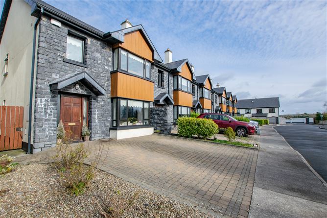 10 Sli na gCapall, Craughwell, Galway