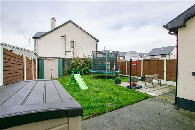 10 Sli na gCapall, Craughwell, Galway