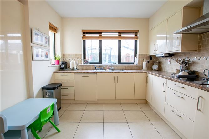 10 Sli na gCapall, Craughwell, Galway