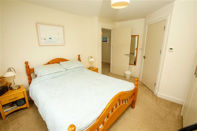 9 Frontfield, Oakview Village, Tralee, Co. Kerry