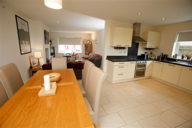 9 Frontfield, Oakview Village, Tralee, Co. Kerry