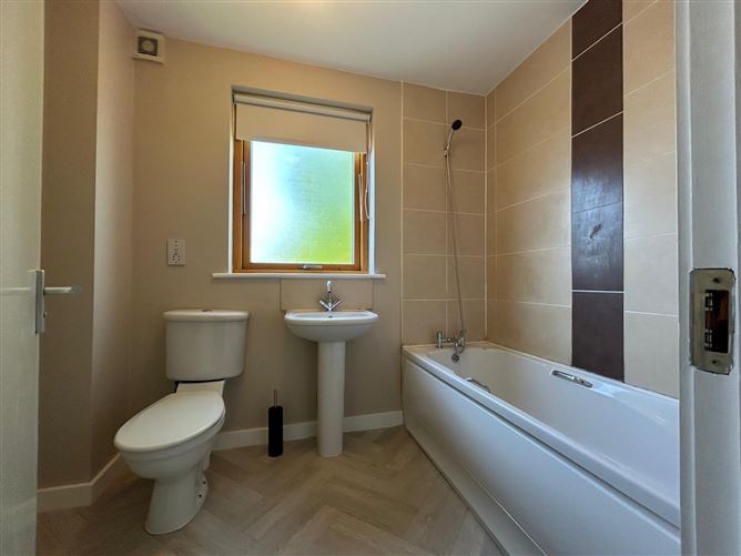 Alysons Green, Lismullen Grove, Dundalk, Co. Louth