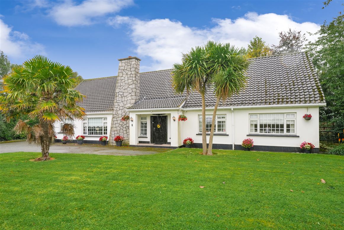 Curraghchase, Peamount Road, Newcastle, Co. Dublin D