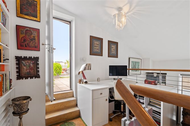Photo 14 of 30 — Apartment 11, 7a Fownes Street Upper, Temple Bar, Dublin 2