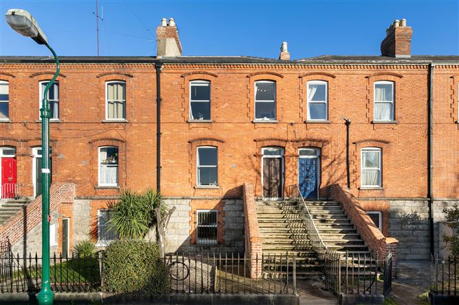 15 Grosvenor Square, Rathmines, Dublin 6