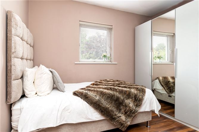 1 Woodstown Meadow, Knocklyon, Dublin 16