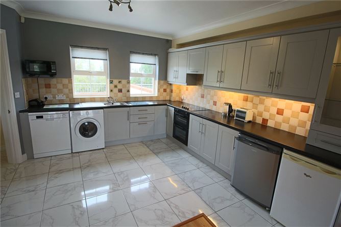 18 Park Lane, Carrick-On-Shannon, Co. Leitrim
