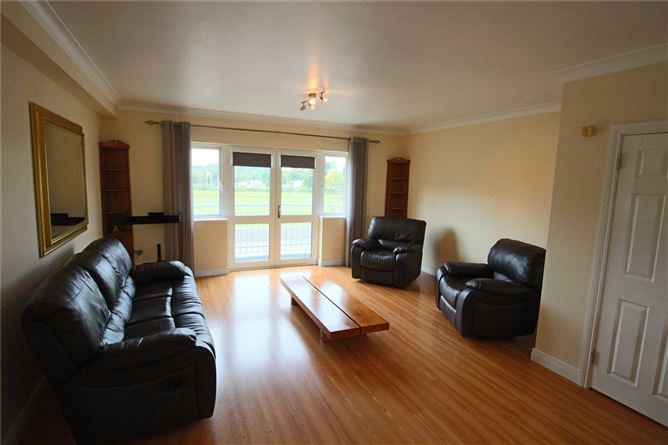 18 Park Lane, Carrick-On-Shannon, Co. Leitrim