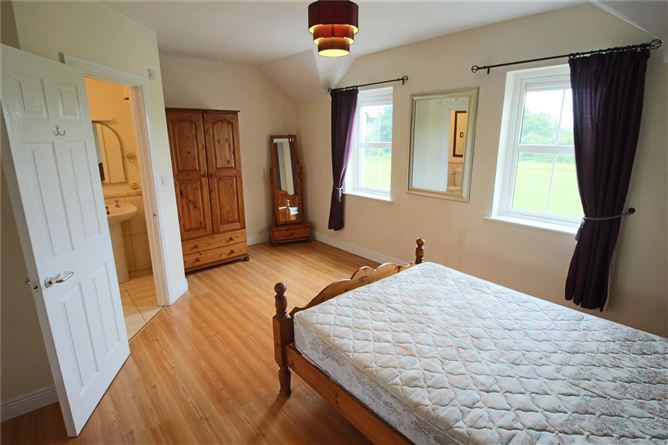 18 Park Lane, Carrick-On-Shannon, Co. Leitrim