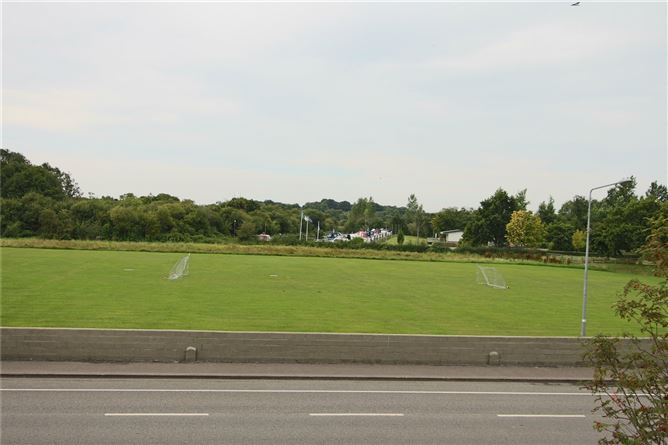 18 Park Lane, Carrick-On-Shannon, Co. Leitrim