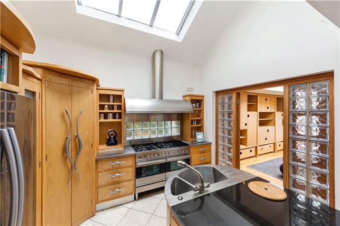 Currabinny, Kilmore Avenue, Killiney, Co. Dublin