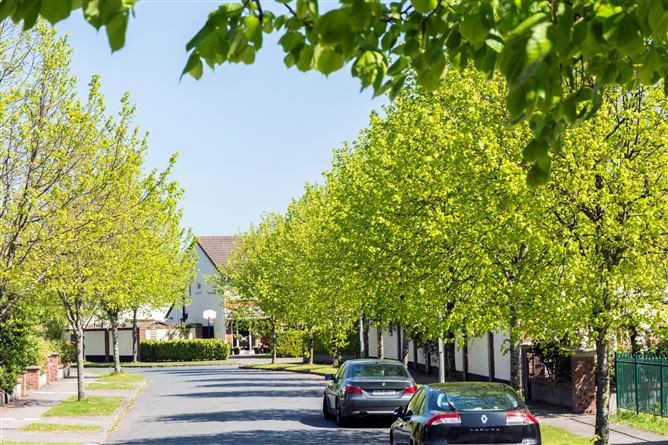 5 Luttrellstown Place , Castleknock, Dublin 15