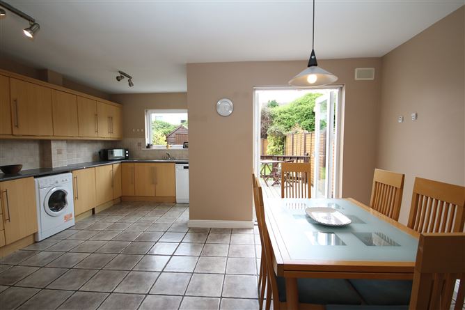 5 Luttrellstown Place , Castleknock, Dublin 15