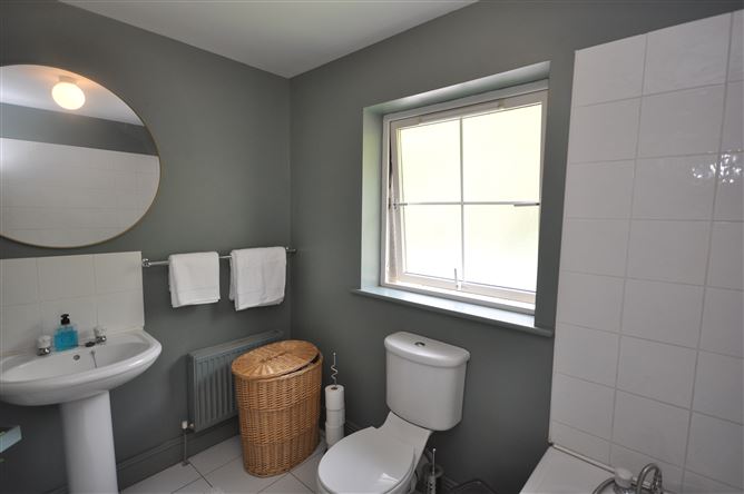 24 Tuar Na mBlath, Ferrybank, Waterford