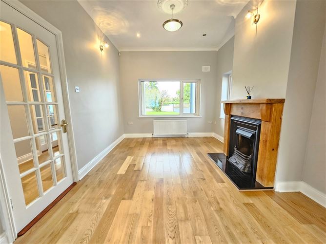 Glenina House, Limerick Road, Ennis, Co. Clare