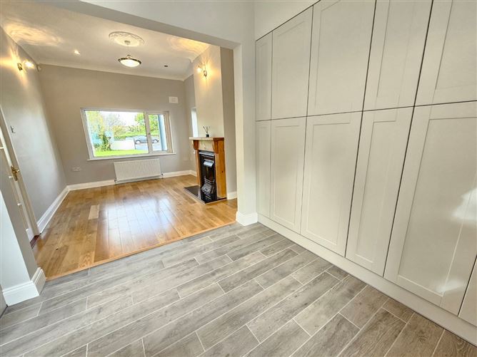 Glenina House, Limerick Road, Ennis, Co. Clare