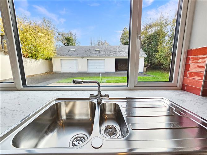 Glenina House, Limerick Road, Ennis, Co. Clare