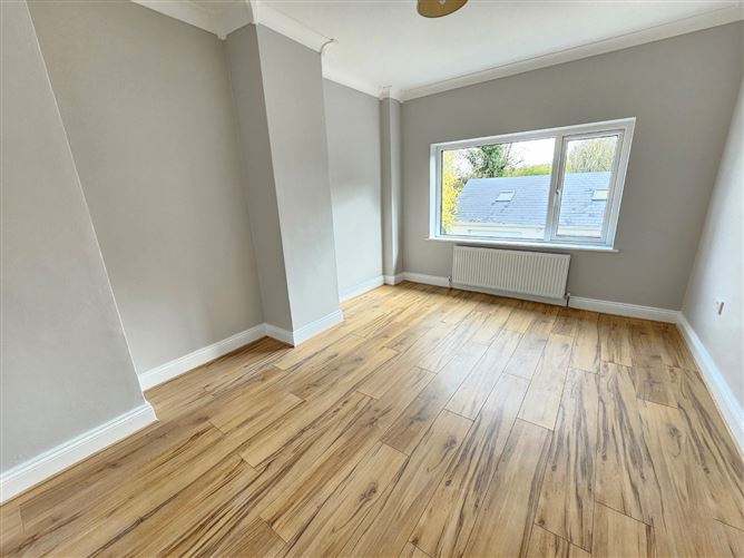 Glenina House, Limerick Road, Ennis, Co. Clare