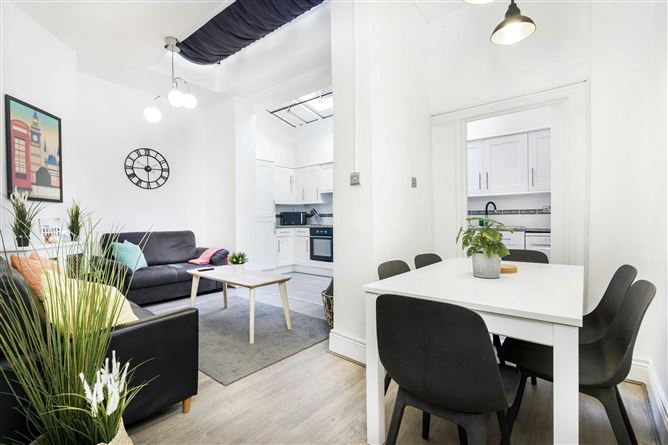 The Modern Mystique,London,Greater London,United Kingdom
