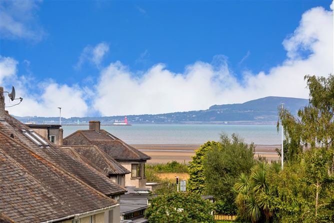 4 Trimleston Gardens, Booterstown, Co. Dublin