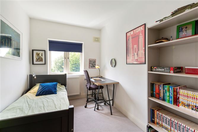4 Trimleston Gardens, Booterstown, Co. Dublin